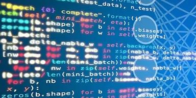 All About Signs' onderhoudsoperatie was afhankelijk van technici die over het vliegveld reden om storingen te vinden
